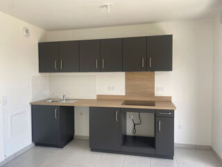  Appartement à louer 3 pièces 59 m²
