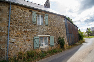 Vente Maison Manche : Maison mitoyenne de caractère à rénover, située dans le magnifique cadre champêtre de la Normandie. Ger