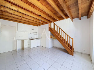  Appartement à louer 2 pièces 27 m²