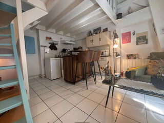  Appartement à louer 1 pièce 25 m²