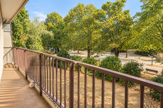 Vente Appartement Exclusivité - T4 de 77 m² avec cave et parking - Saint-Priest Centre Saint priest