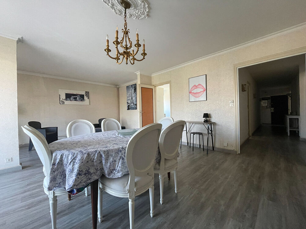 Vente Appartement T5 avec balcon, ascenseur et double parking fermé à Saint-Brieuc Saint brieuc