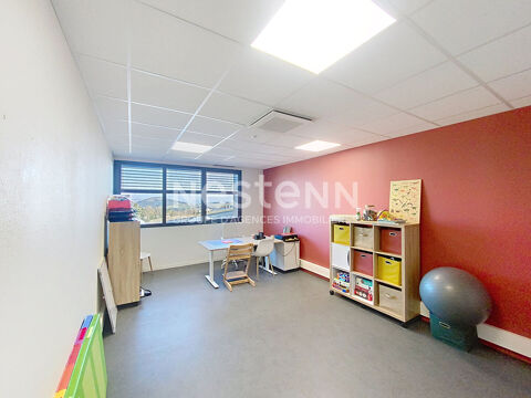 P&ocirc;le sant&eacute; des sucs Yssingeaux :  local de 24,04 m&sup2; 421 43200 Yssingeaux