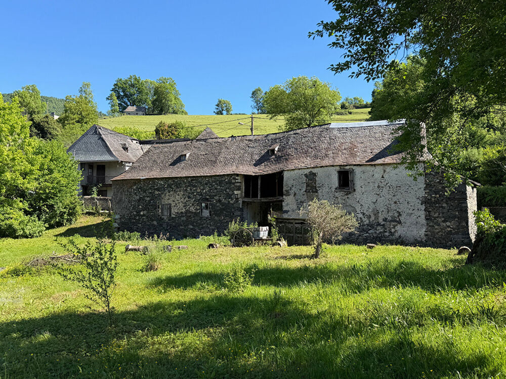Vente Maison Maison avec dépendance attenante a rénover entiérement 09800 Villeneuve Villeneuve