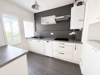  Appartement à louer 3 pièces 67 m²