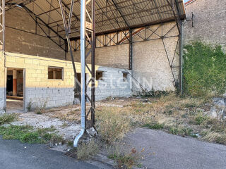  Remise / Grange à vendre 190 m²