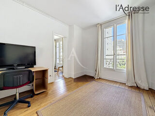  Appartement à vendre 8 pièces 182 m²