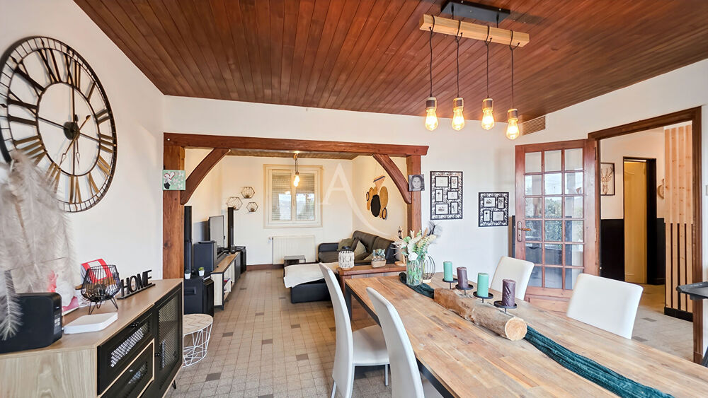 Maison sur sous-sol total!