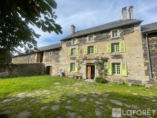  Maison  vendre 6 pices 270 m