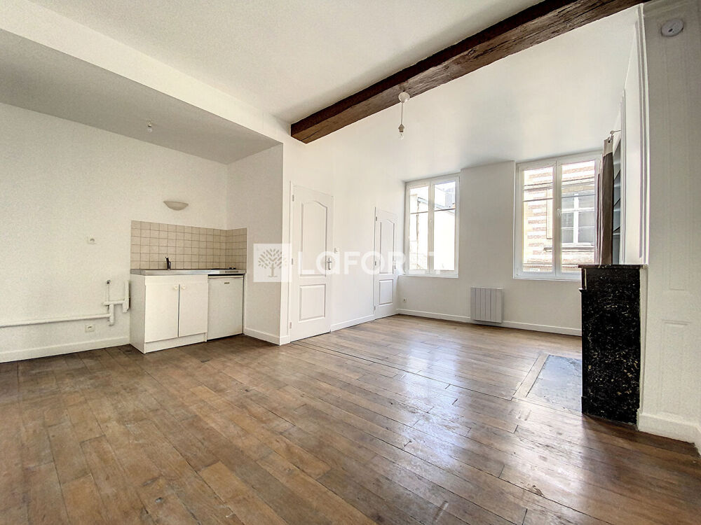 STUDIO CHALONS EN CHAMPAGNE - 1 pièce- 27.80 m²