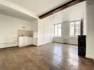  Appartement à louer 1 pièce 28 m²