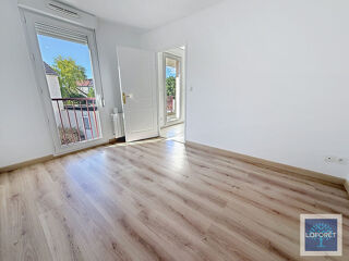  Appartement à louer 2 pièces 47 m²