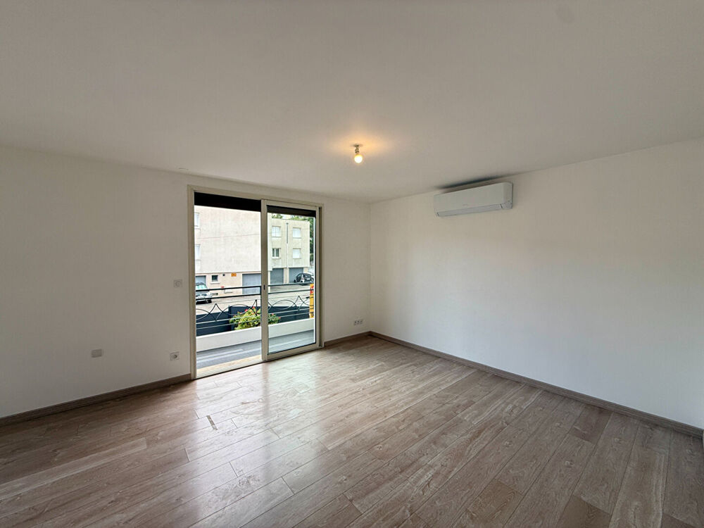 Location Appartement Coup de coeur à Gap Sud : T3 entièrement rénové avec terrasse Gap