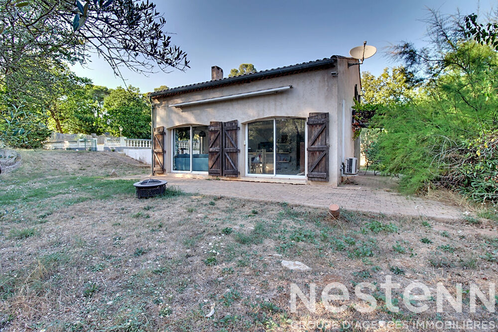 A VENDRE DRAGUIGNAN - Propriété d'environ 240 m² avec deux maisons, studio indépendant, piscine et dépendances sur 3 000 m² de t