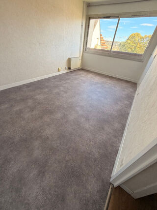  Appartement à louer 1 pièce 22 m²