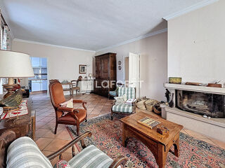  Villa � vendre 10 pi�ces 238 m�