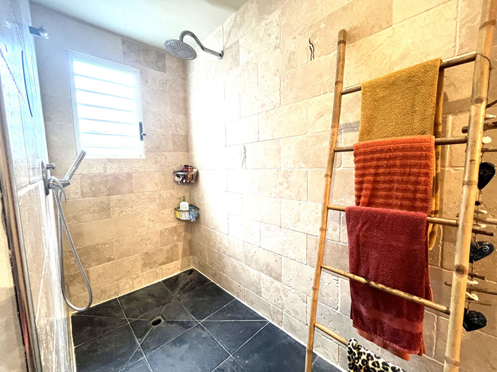 � vendre  Maison Saint-Paul (97460)