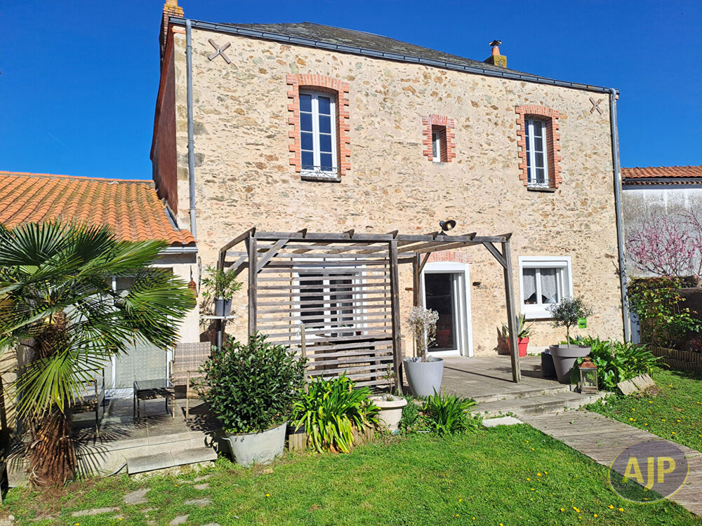 Vente Maison LA GARNACHE - Maison 6 chambres La garnache