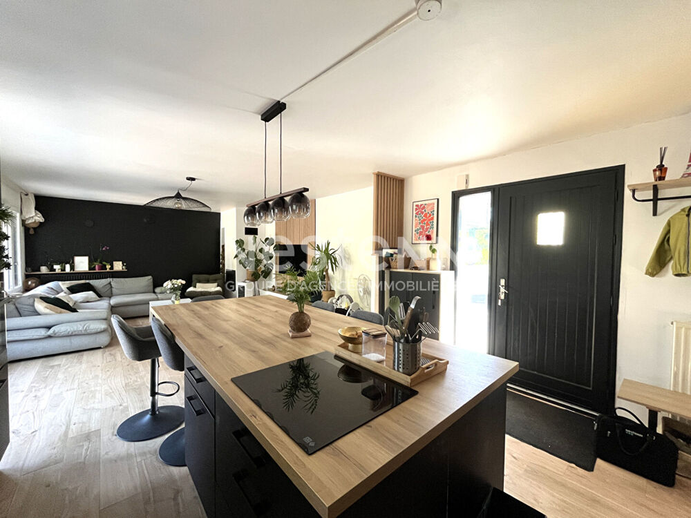 Maison de plain pied à vendre, Saint Nolff, 99 m², 3 chambres