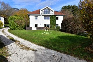  Maison � vendre 7 pi�ces 258 m�