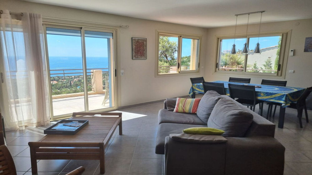 Aux Issambres, villa d'exception T7