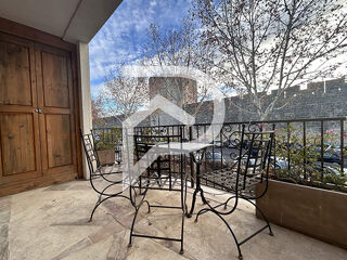  Maison  vendre 6 pices 300 m