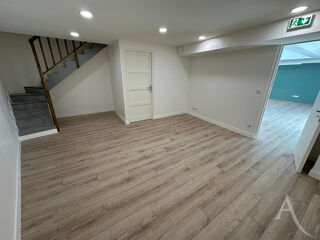  Immeuble � vendre 15 + pi�ces 