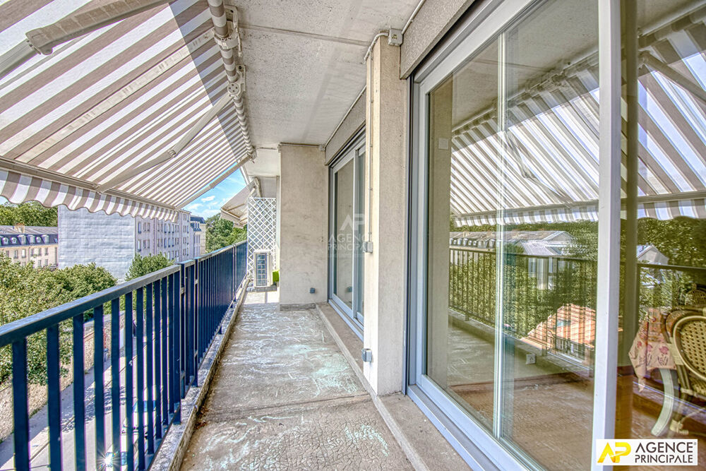 Vente Appartement Versailles Montreuil / Parc de Mme Elisabeth - Appartement 4 pièces 110 m² carrez  situé au 4ème étage avec ascenseur, cave et b Versailles