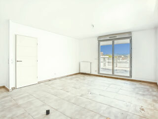  Appartement à louer 3 pièces 64 m²