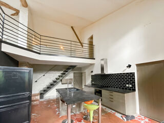  Maison  vendre 6 pices 277 m