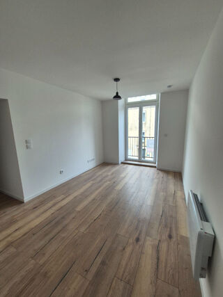  Appartement à louer 3 pièces 43 m²