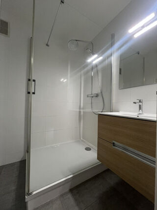  Appartement à louer 2 pièces 47 m²