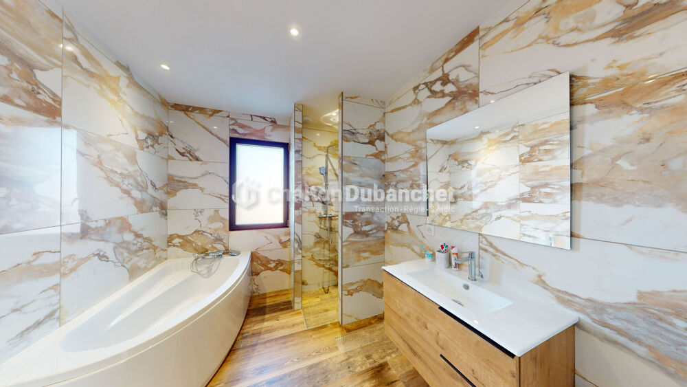 vendre  Maison Commelle-Vernay (42120)