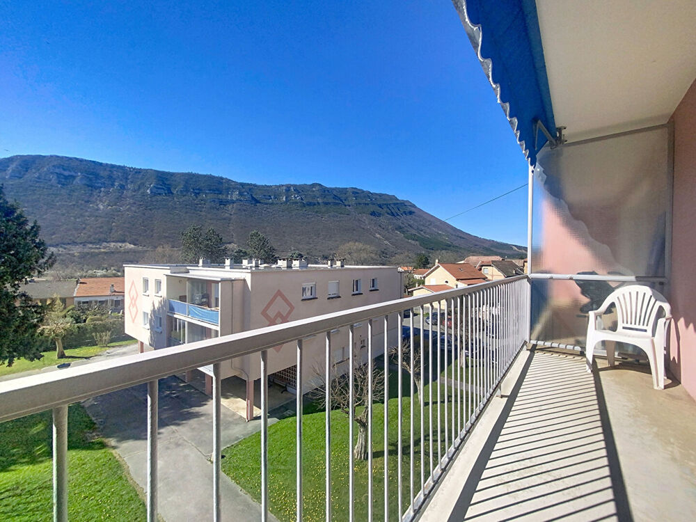 Appartement 4 pièces à vendre à Laragne Monteglin - balcon, garage et cave