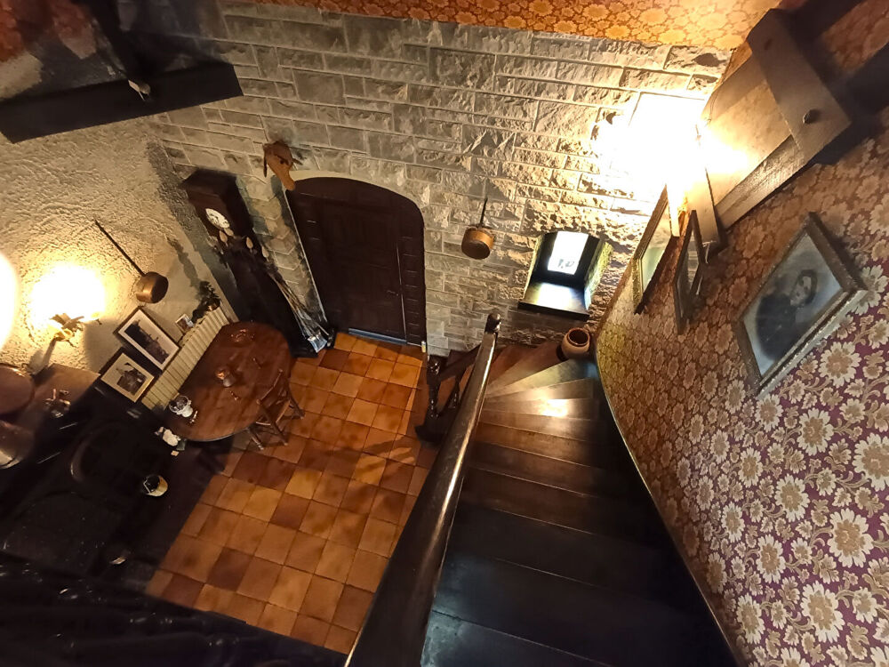 Maison Toulonjac 10 pièces 236.2 m2