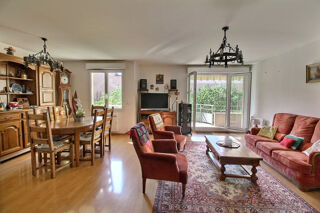  Appartement � vendre 5 pi�ces 99 m�