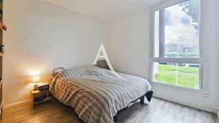  Appartement  vendre 4 pices 77 m