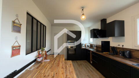   Maison familiale � ROUFFIGNAC-DE-SIGOULES Maison - 6 pi�ce(s) - 176 m�