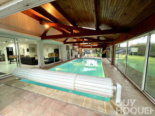  Maison � vendre 9 pi�ces 261 m�