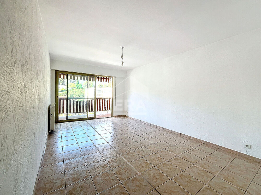Vente Appartement 4 pièces traversant 85M² dernier étage, piscine Cagnes sur mer