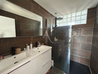  Appartement  vendre 5 pices 105 m