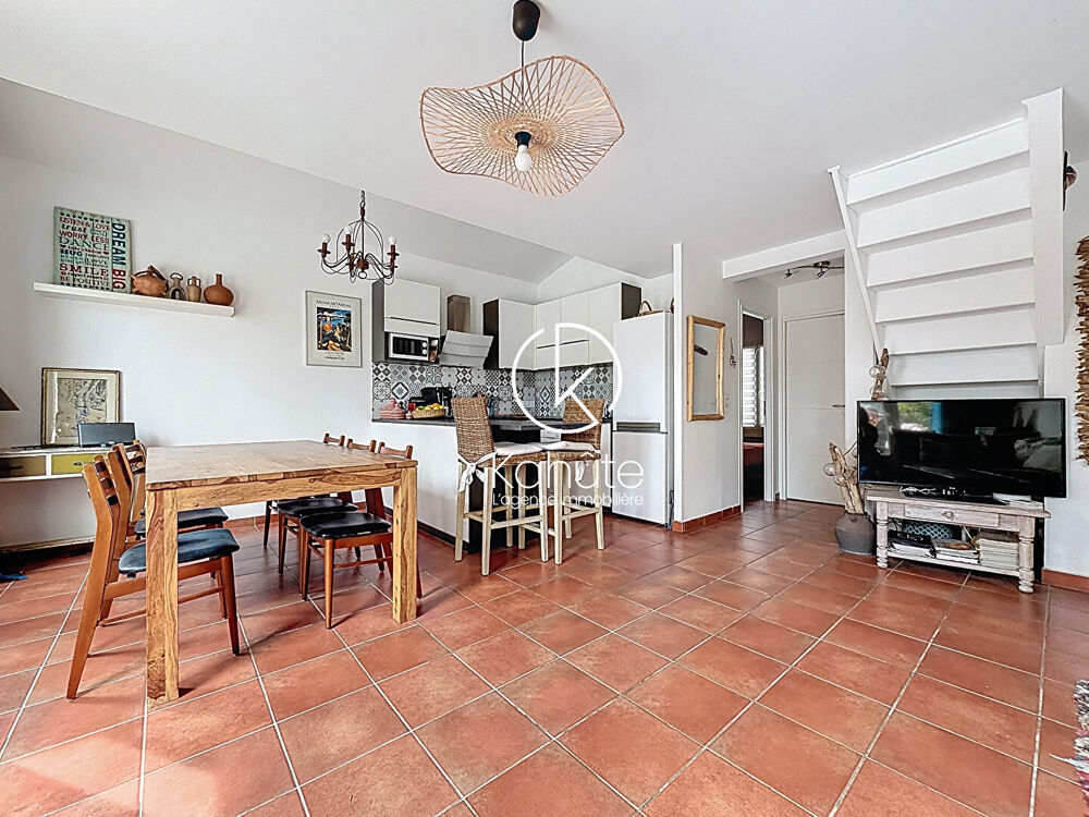 � vendre  Maison Hy�res (83400)