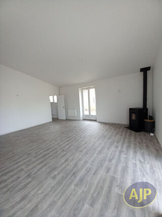  Maison à louer 4 pièces 112 m²
