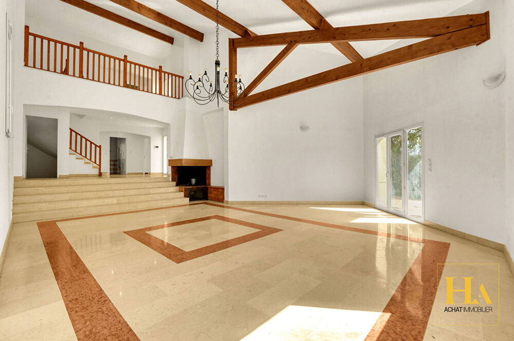 Maison Aureville 7 pièces, 230 m2, piscine, pool house et garage