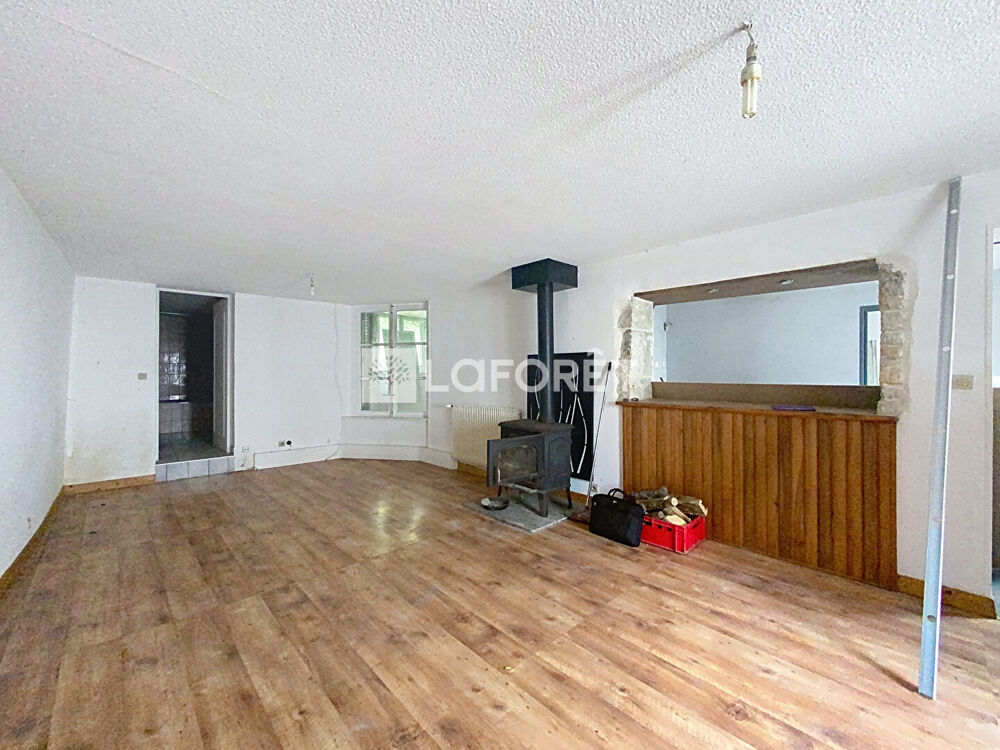 Maison à fort potentiel- 104 m2- VITTEL CENTRE