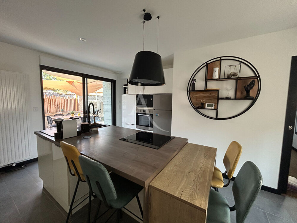 Vente Maison MAISON - GARAGE ET JARDIN - CHANGÉ Change
