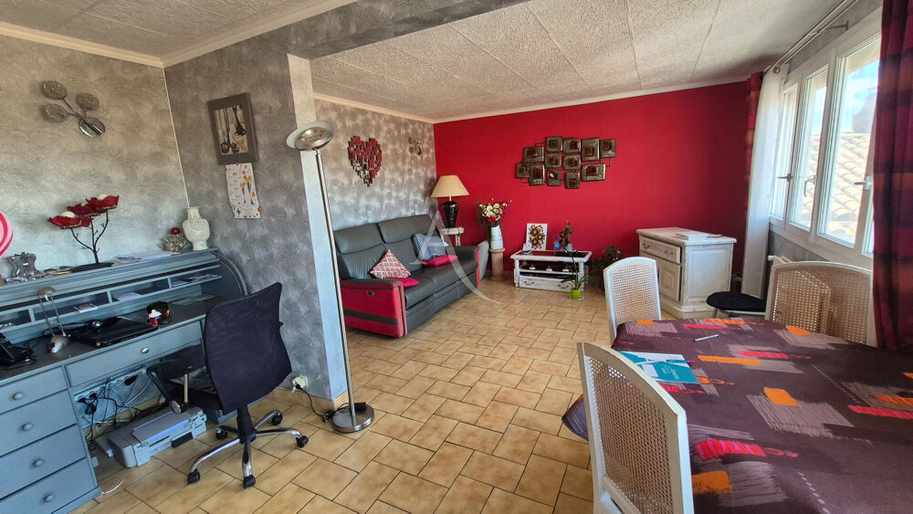 Vente Appartement Appartement T3 77m², vue cathédrale, cave Narbonne