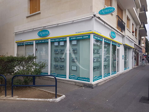  Parking / Garage � louer 