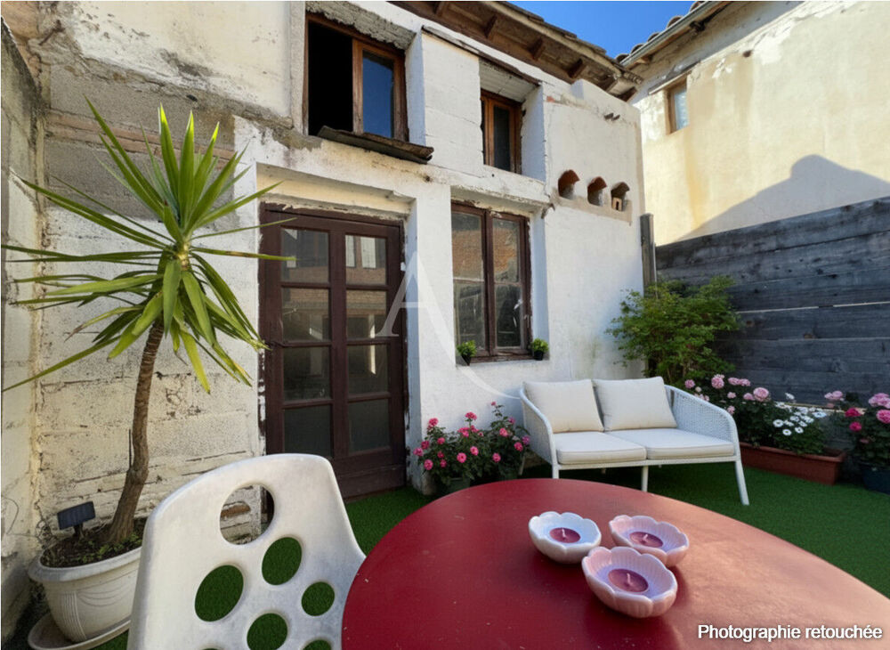 Maison de caractère garage et jardin