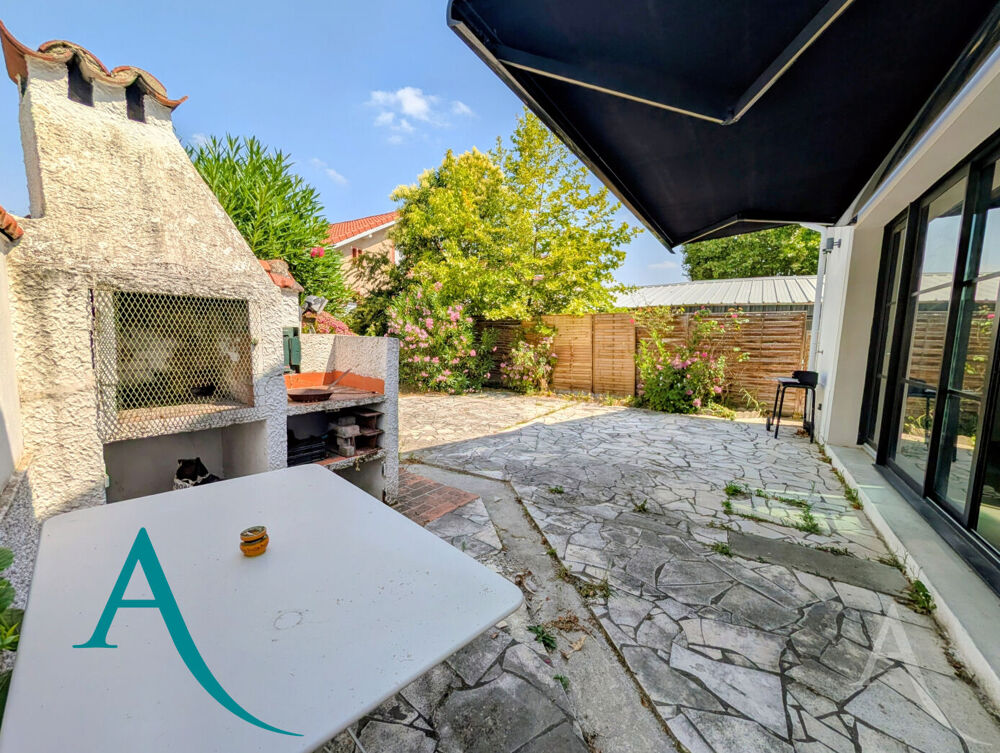 Maison T5 jardin, 2 terrasses, Carport / Toulouse Rangueil / Jules Julien